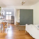 Dreamy High-ceiling In The Centre Appartement