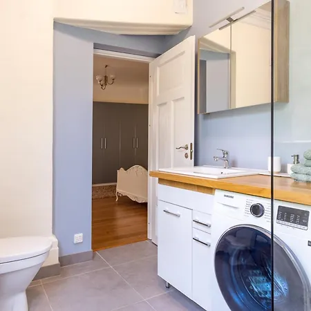 Dreamy High-ceiling In The Centre Apartment Parnu