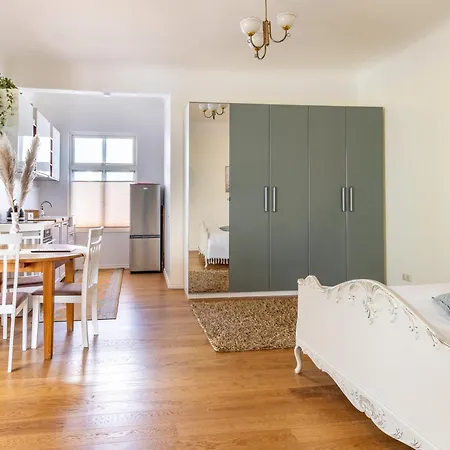 Dreamy High-ceiling In The Centre Appartement